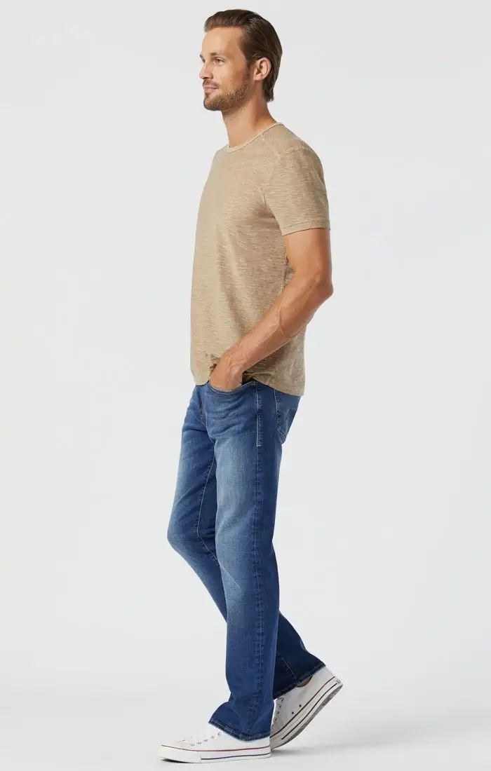 MAVI0045326553M - Zach In Bid Brushed Organic Move Jeans With Optional Logo - Side